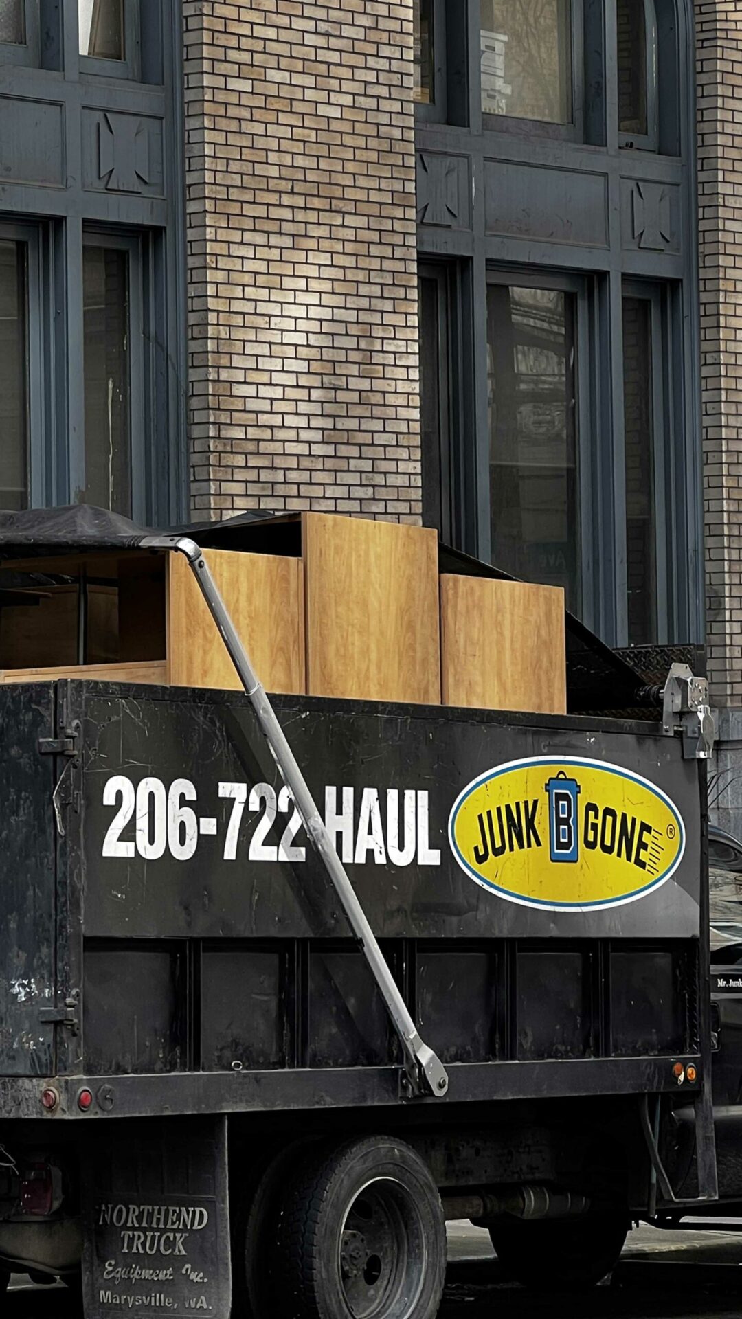 Furniture Removal Truck in Seattle