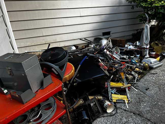 Scrap Metal Recycle Seattle by Junk B Gone Team