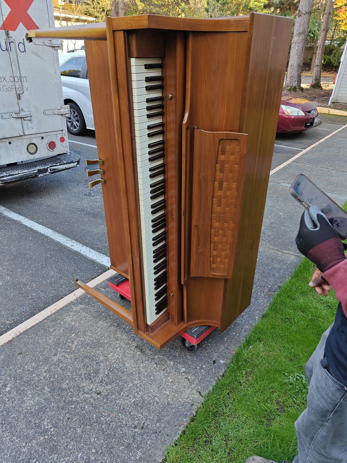 Kimball upright piano removal in Bellevue by Junk B Gone
