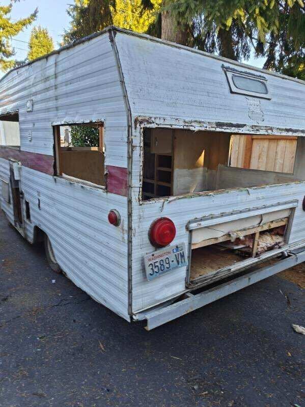 Old camper being removed in Seattle