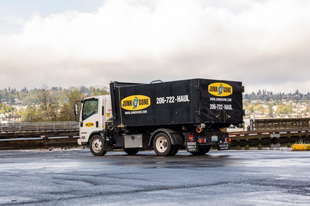 Junk B Gone truck in Kirkland, WA