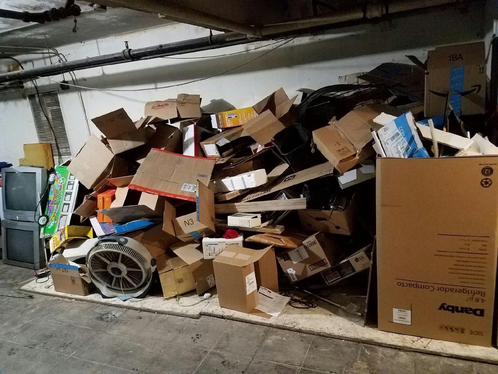 Seattle garage packed with junk before Junk B Gone cleanout