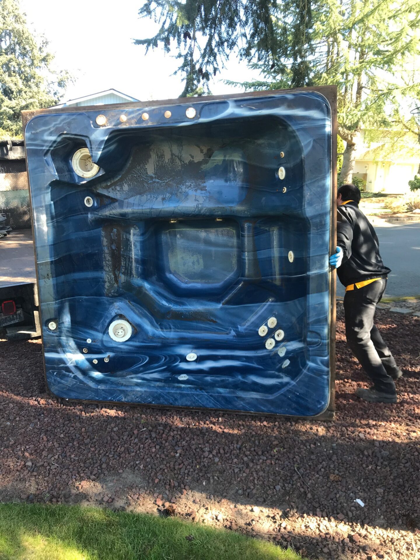 Hot Tub Removal Photo of a hot tub removal in Seattle