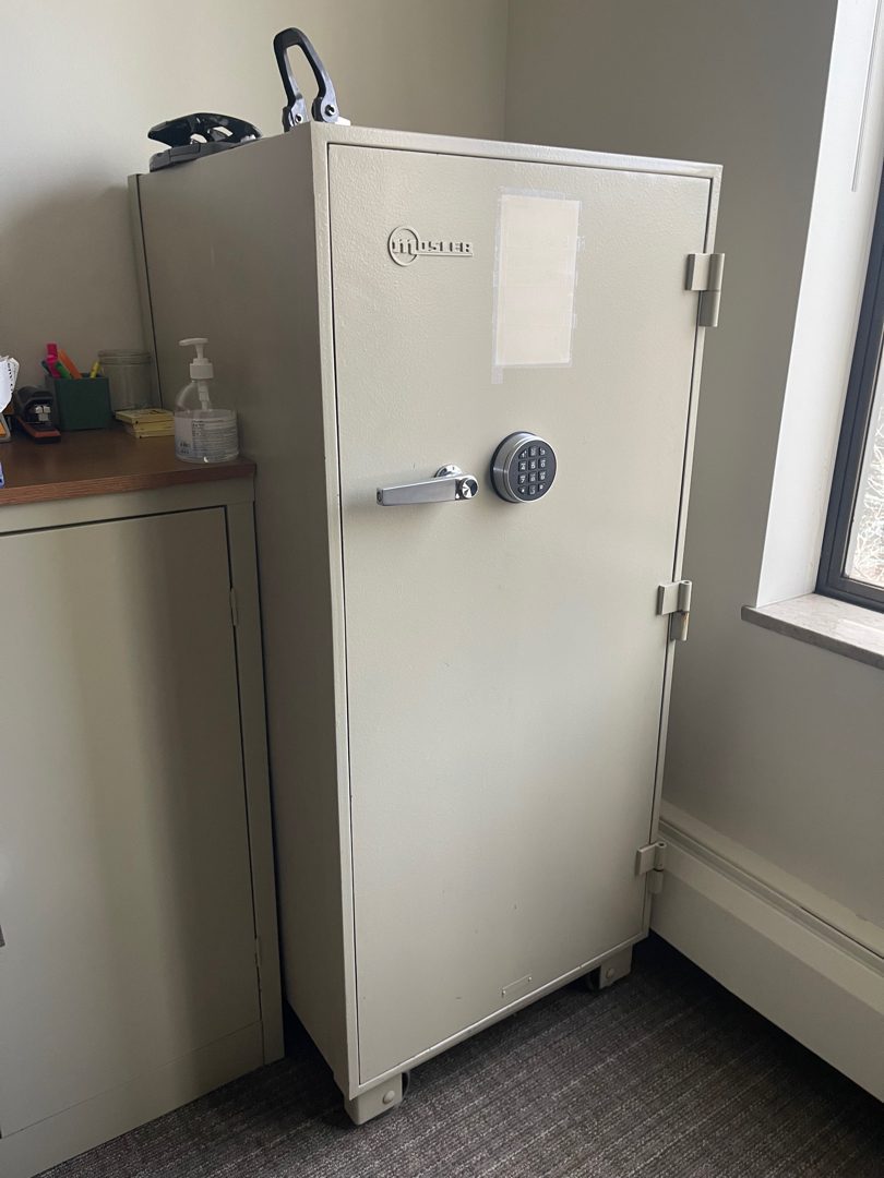 Heavy gun safe removed by Junk B Gone in Seattle